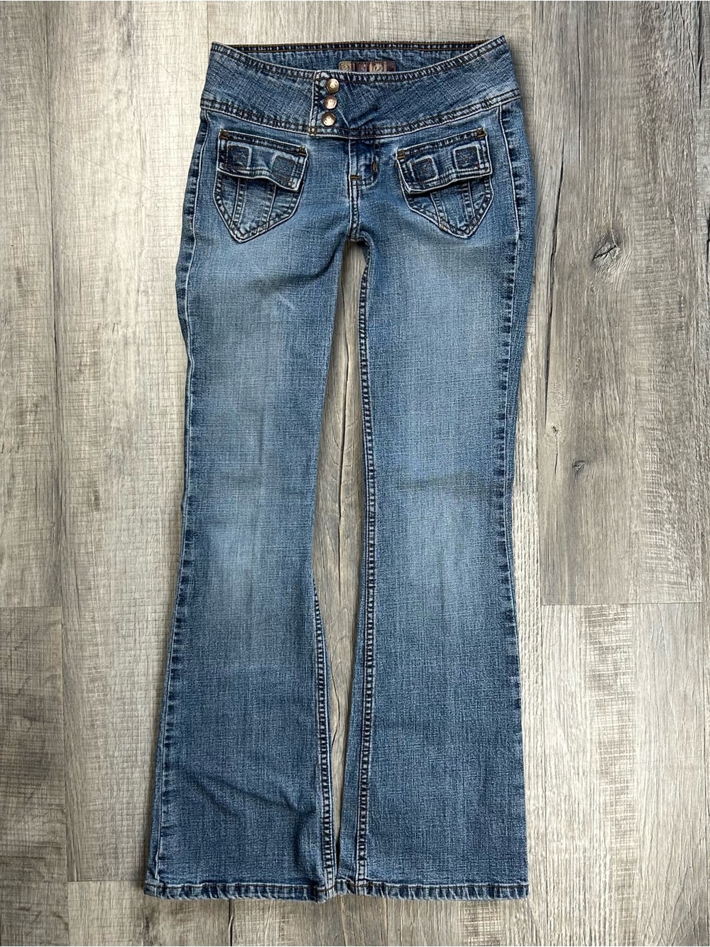 Y2K vintage L.E.I Low Rise Flare Jeans Size 1 with Velcro Pockets EUC - Picture 2 of 10